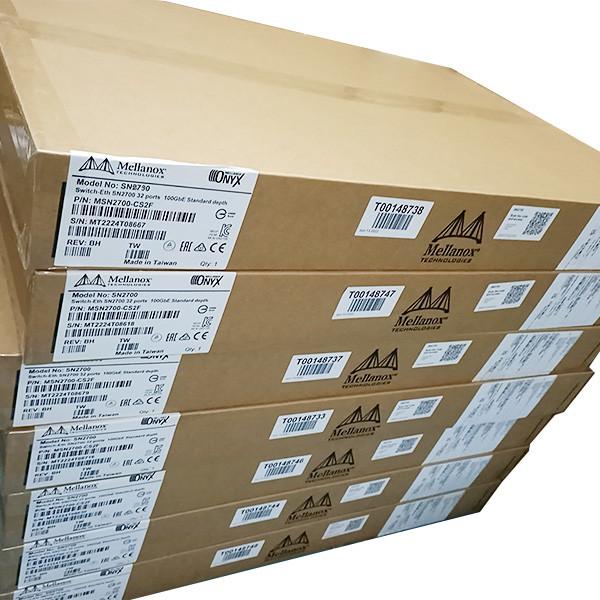 MQM9790-NS2F InfiniBand Mellanox Network Switch 64 Ports 400Gb/S 32 OSFP Ports