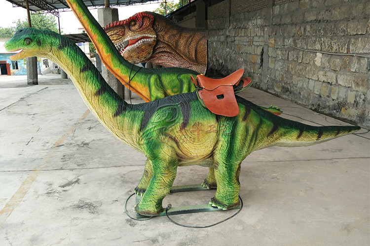 Lifelike Green Brachiosaurus Dinosaur Ride For City Plaza Playground