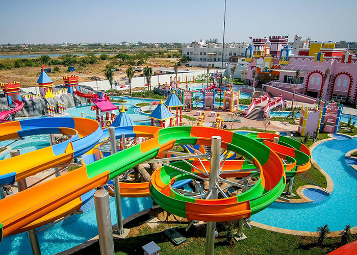 High Speed Spiral Water Slide Galvanized Steel Support Fiberglass Flume