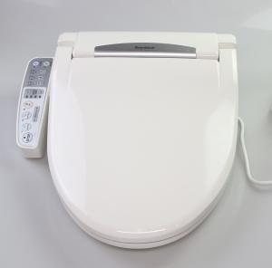 Wholesale White Water Closet Electric Heated Toilet Seat Cover 1.4L Water Tank V Shape from china suppliers