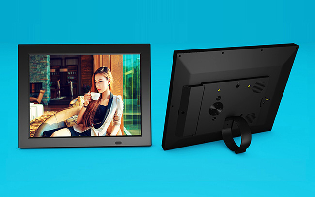 digital frame that plays videos