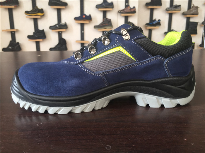 Corrosion Resistant Steel Toe Work Shoes Electrical Isolation Royal Blue Color