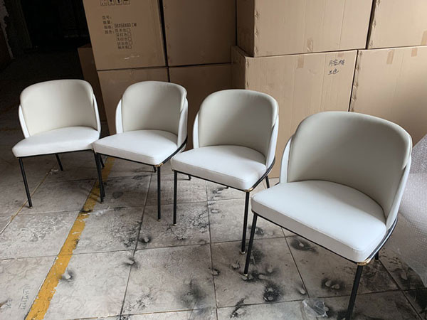 Upholstered Metal Frame Dining Chairs Iron Legs Italian Design 530x590x830mm