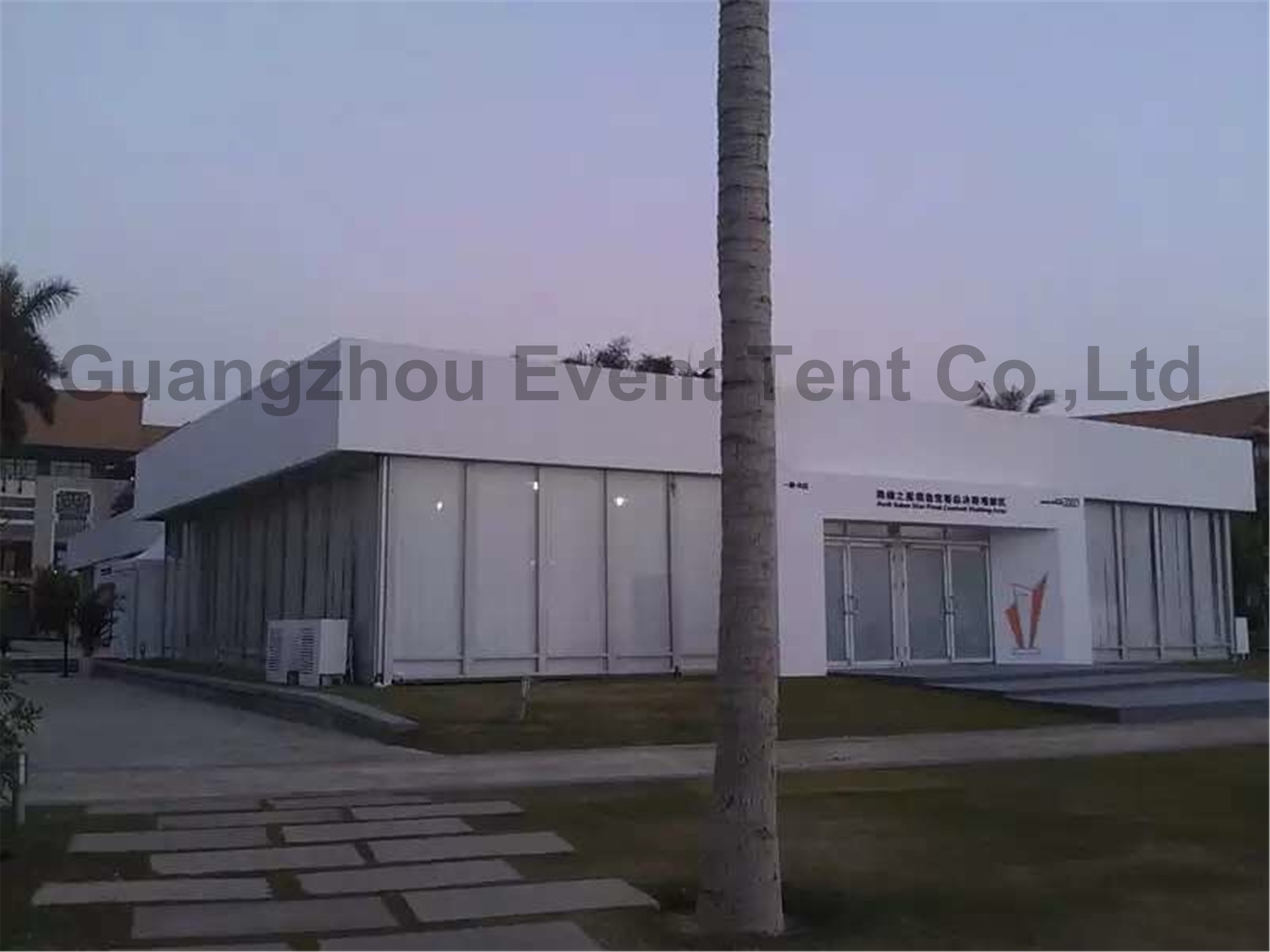 Professional Custom Event Tents Water Resistant fabric With Double Swing Glass Doors