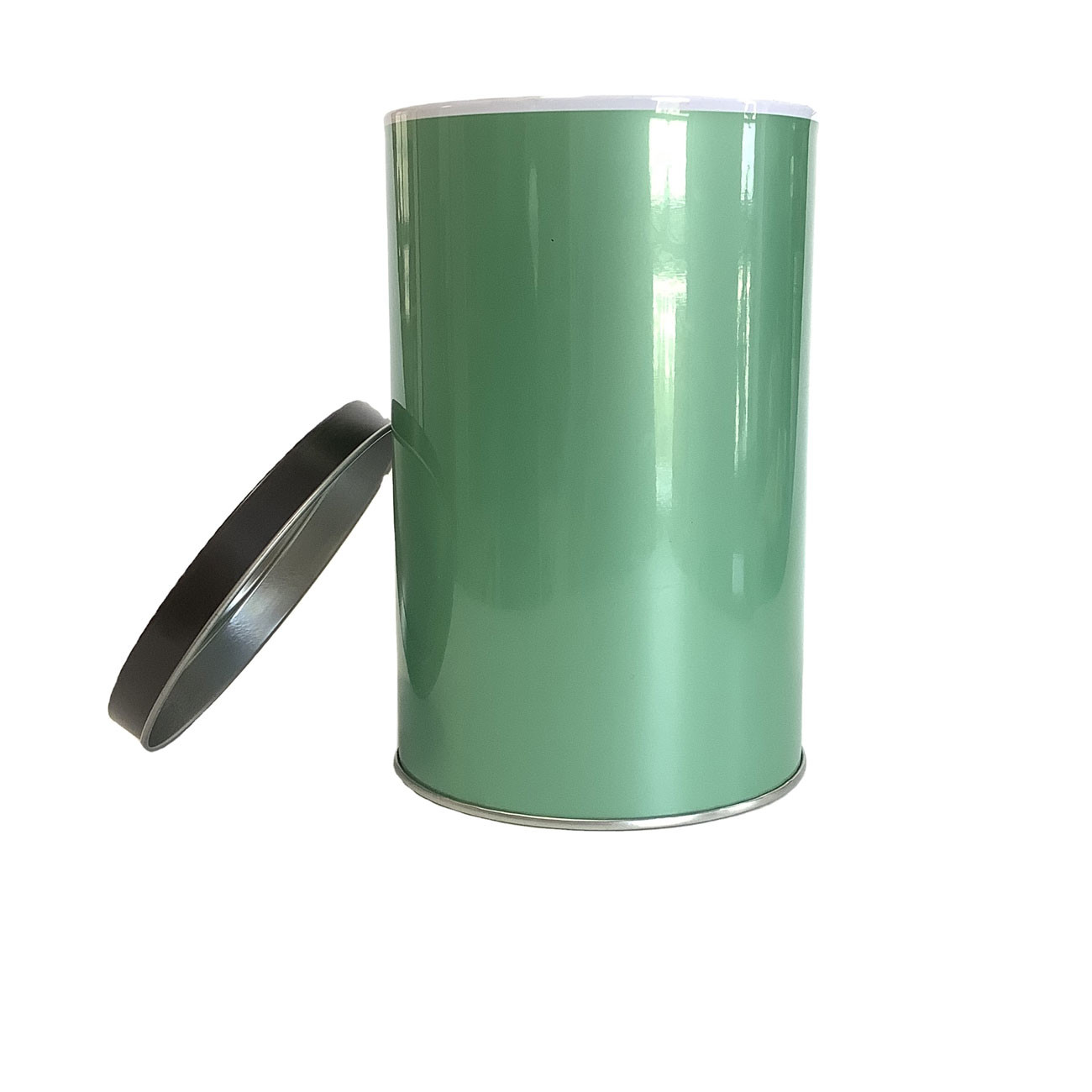 Green tea can.