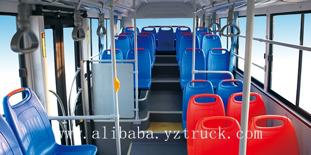 Directly Supply 30 Seats Luxury Passenger Bus with 7.50R20 Tire and 3800 mm Wheelbase