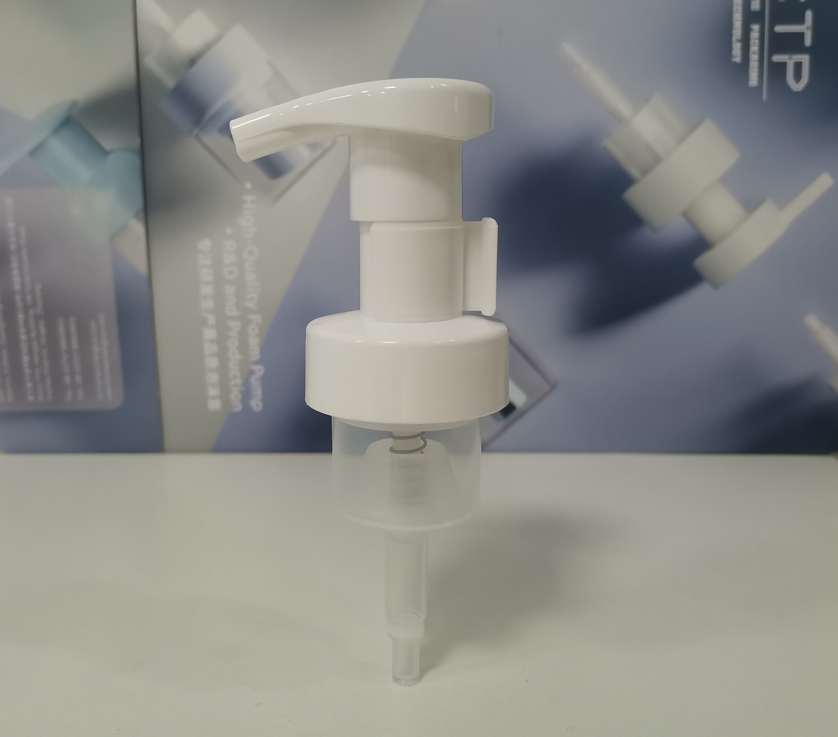 Screw On Bottle Pump With External Spring For Effortless Lotion Dispensing