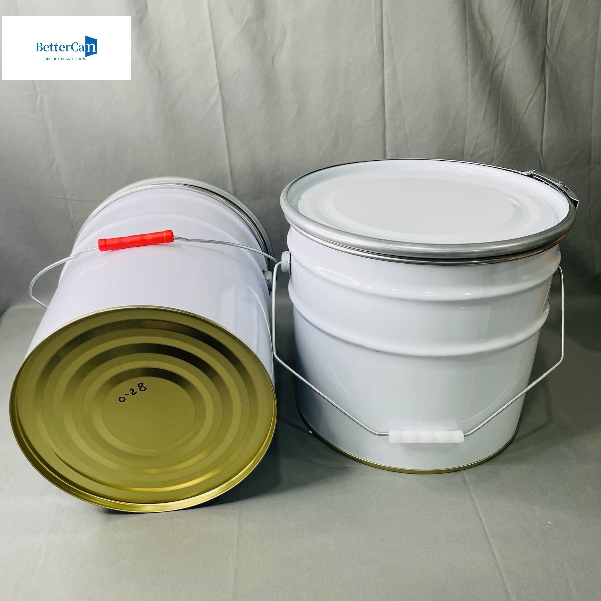 6.5 Liter Empty Liquid metal Can Custom 5 Liter Packaging Metal Pail Large Tin Can Recycling