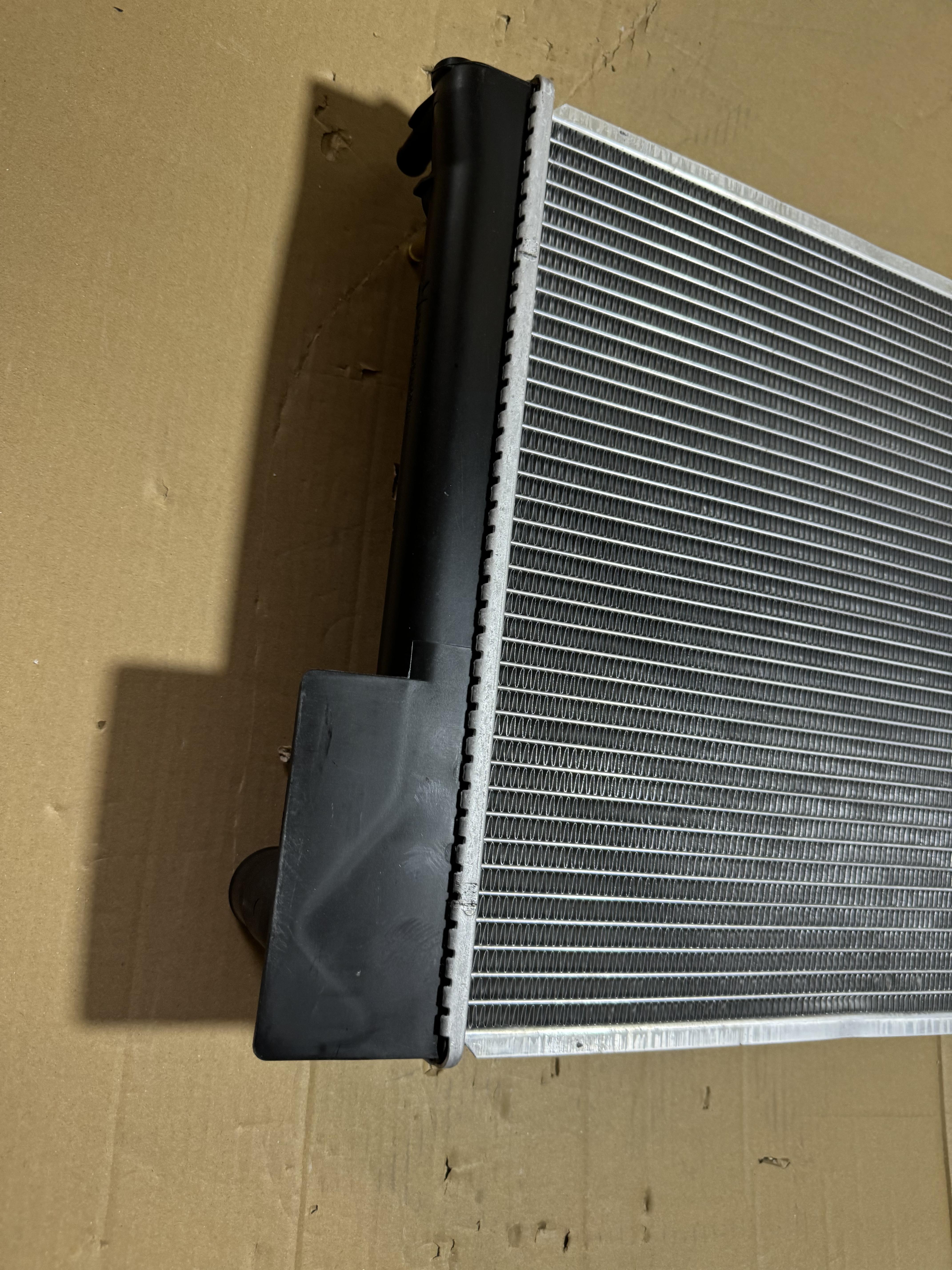 Auto Engine Cooling System Aluminum Radiator for TOYOTA COROLLA 1.6 1.8 AT 164000T020