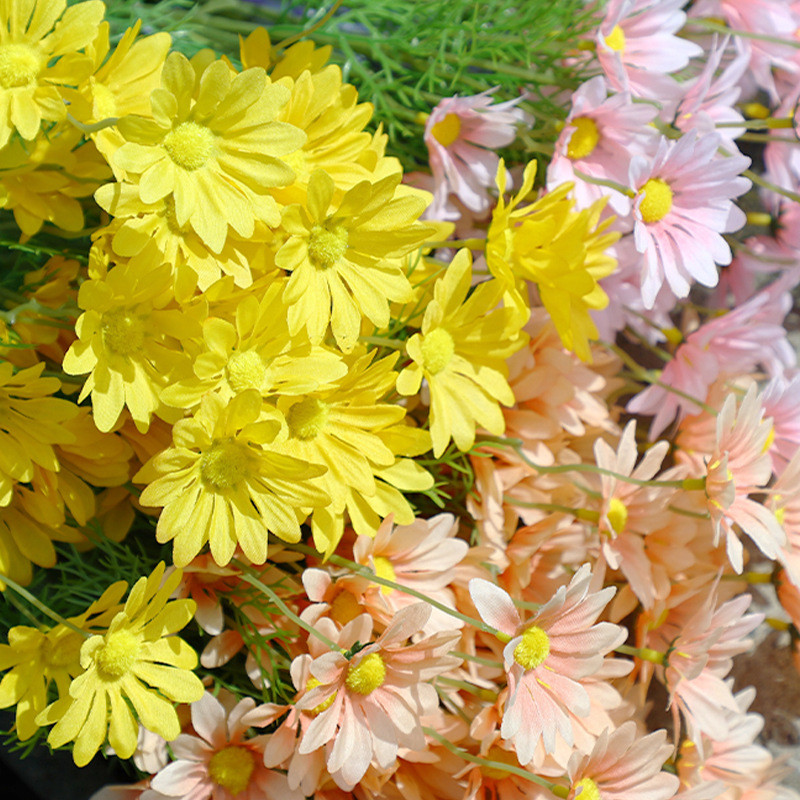 Chamomile simulation, small daisy, fake flower, living room decoration, dining table, fake flower decoration, flower arrangement, ornaments,