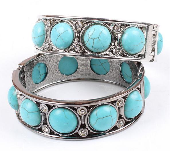 K alloy vintage jewelry gun black and white spring clasp bracelet turquoise