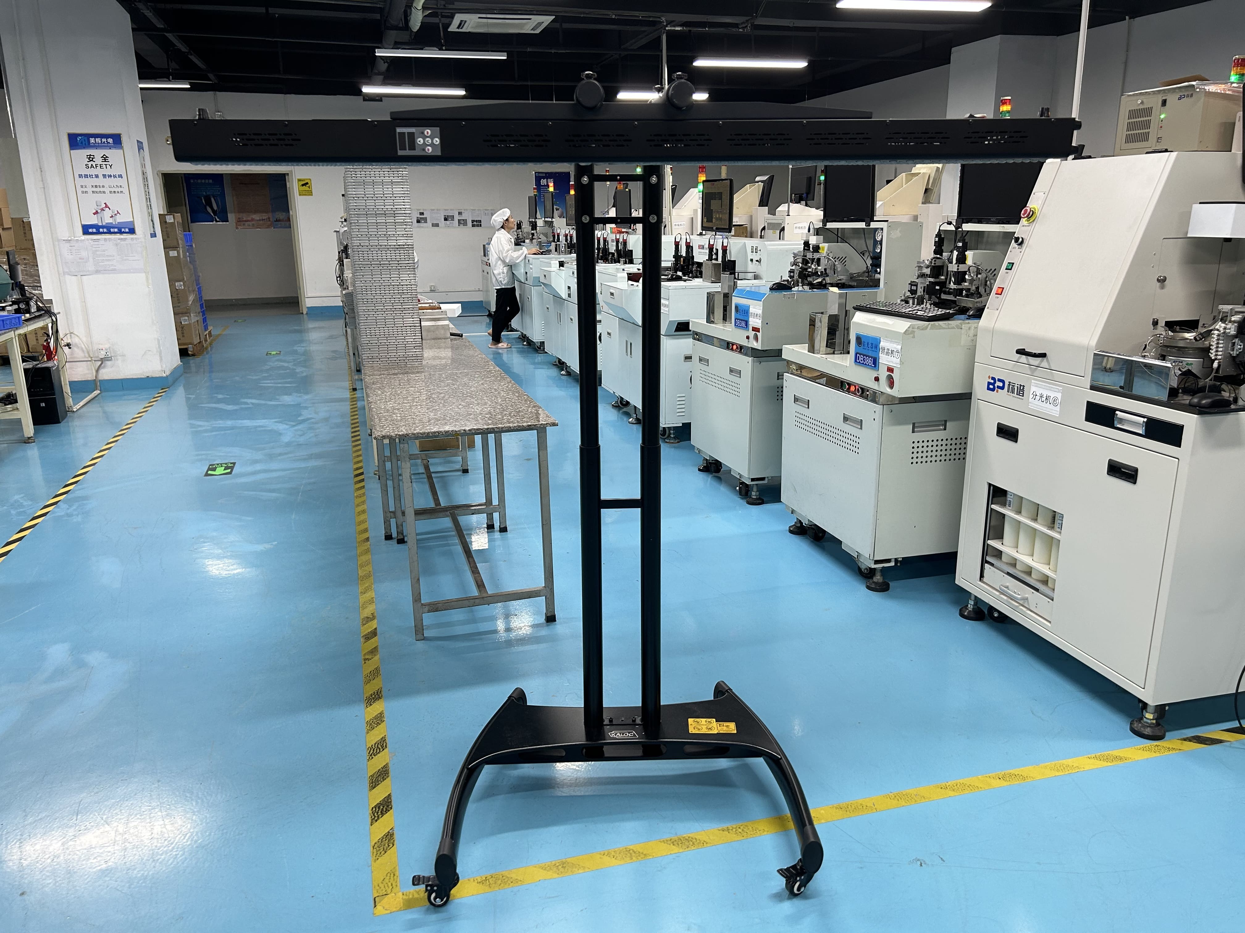 3000W 660nm 850nm Pulsing Red Light Therapy Panel Device With 2pcs Panels And 1pc Stand