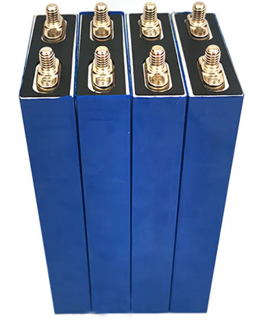 2C Charge Rechargeable Lifepo4 Prismatic Cell 3.2V 15AH 4C Continuous Discharge Rate Fast Charge Lithium Battery