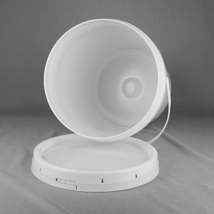 White Reusable 5 Gallon Plastic Buckets Empty 5 Gallon Buckets With Lids