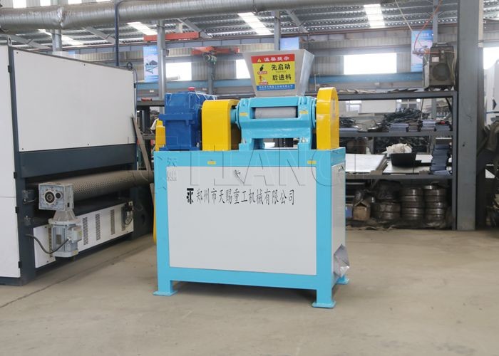Double Roller Granulator Machine Chicken Waste Organic Fertilizer Production Line Npk Granulator