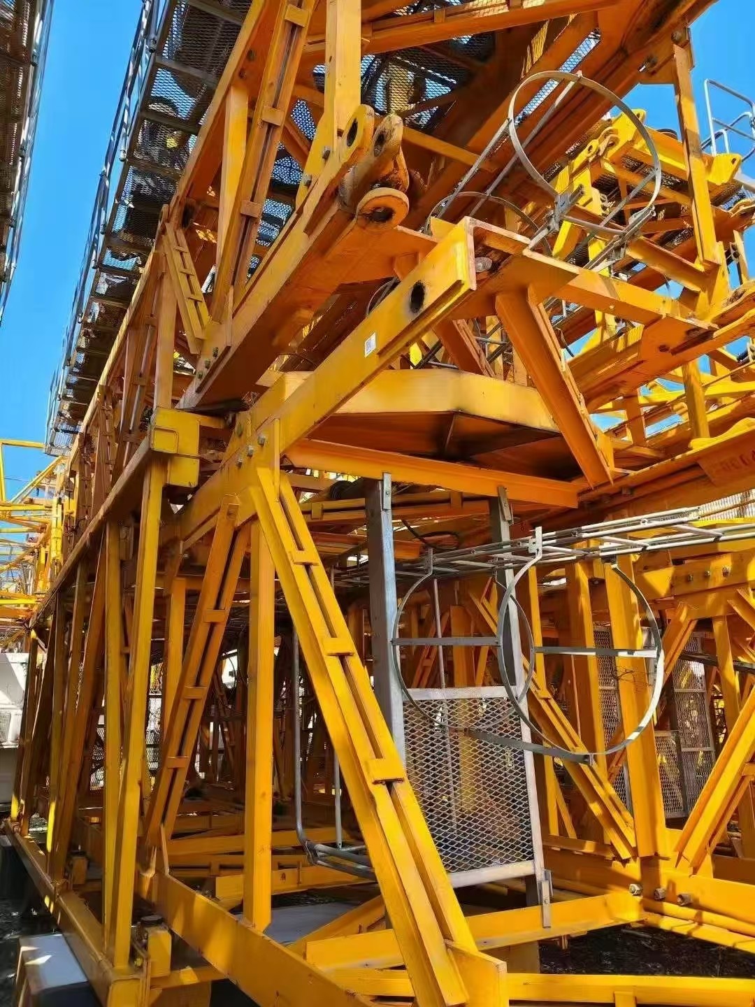 2021 XCMG Tower Crane (7022-12) Precision in Height, Power in Reach – Revolutionizing Your Projects