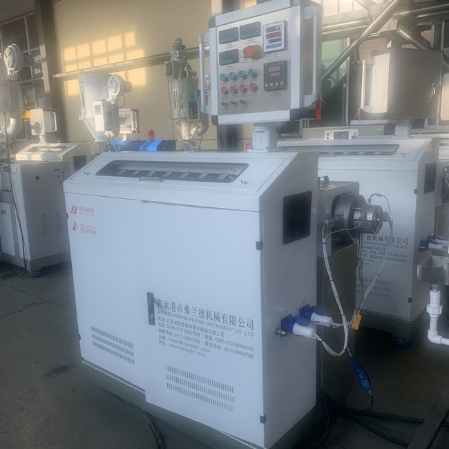 40kg/H Single Screw Plastic Extruder Machine For Plasticization