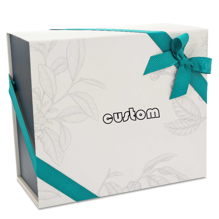 Book Style Magnetic Packaging Box EE Flute 8.25" Wide For Jewelry