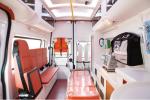 Ford Long Axle Medical Emergency Ambulance 9 Seat Front Rear Drive 4×2