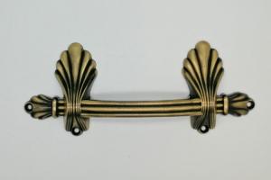 Wholesale Antique Brass Color Shell Design Metal Coffin Handle High Quality Accessories ZH020 from china suppliers
