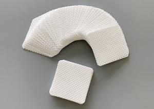 China Soft Texture Lint Free Nail Wipes Non Harmful Meltbown Custom Size White Color on sale