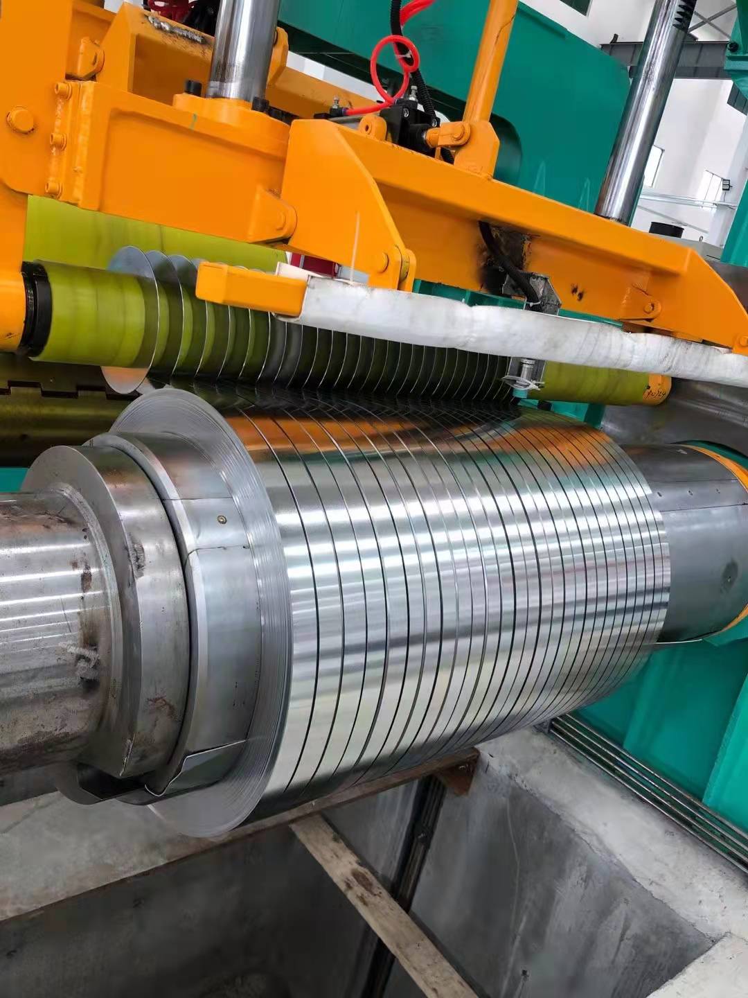Electro Tinplate Sheet In Coil 0.5mm Stone Finish T5 Tin Strip For Food Packing