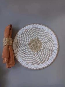 Wholesale Hot Sale Eco- friendly Handmade Natural Water Hyacinth Woven Table Placemat Seagrass Rattan Straw Placemats from china suppliers