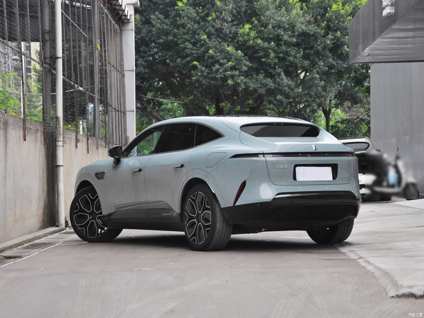 Avita 11 2023 Electric Hybrid Vehicles Single Motor Custom Hybrid EV SUV