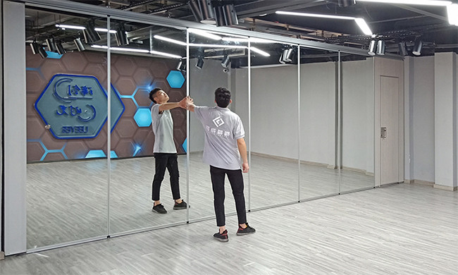2.8m High Mirror Surface Movable Partition Wall Soundproof 10db