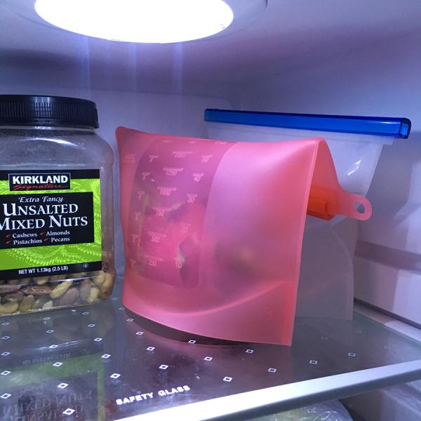 Eco-friendly homemade ice cream rolls maker Soft Certified Custom Logo popsic Reusable Silicone Ice Cube Tray