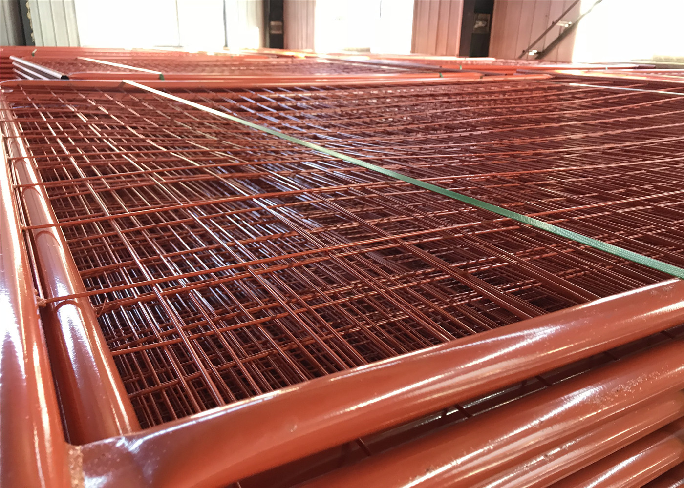 Temporary Construction Fencing Panels OD 32mm wall thick 1.8mm Max Construction Fence 50mm*150mm