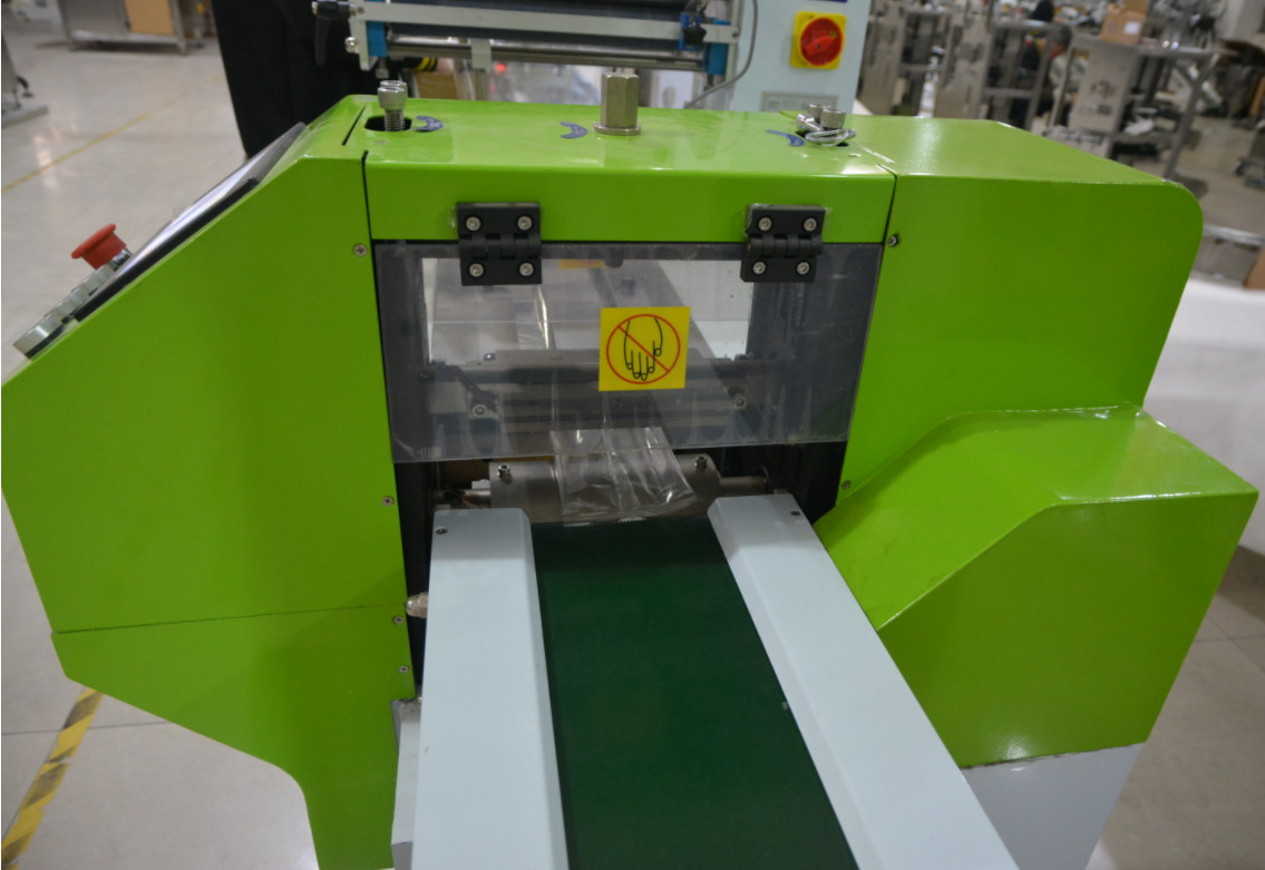 Super Market Horizontal Flow Pack Machine Vegetable Cabbage Pillow Packaging Machine