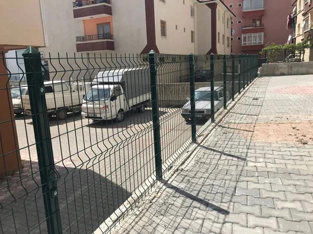 curved mesh fence panels