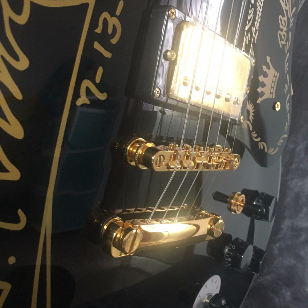 Hollow Jazz Guitars BB King Crown Electric Guitar in Black