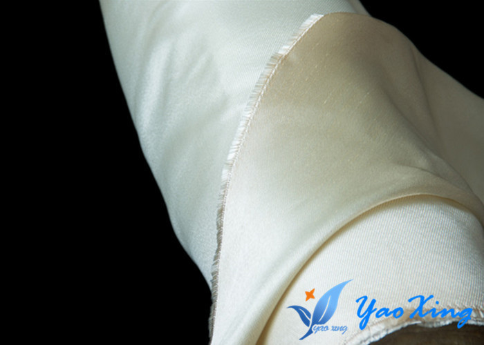 White High Temperature Fiberglass Cloth High Silica Fiberglass Fabric For Industry