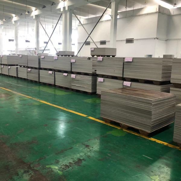 5.0mm Waterproof SPC Herringbone Floor No Shrink Rigid Core SPC Flooring