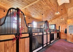 Wholesale Fully Welded Steel Horse Stables , Bamboo / Pine Infill Galvanized Horse Stalls from china suppliers