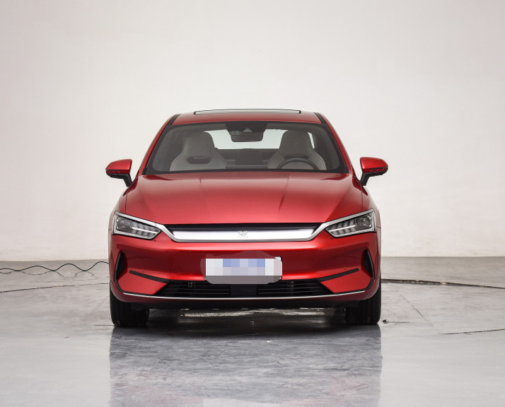 Qin Plus 2023 Champion Version DM-i 120km 1.5L 110HP L4 4 Door 5 Seats sedan