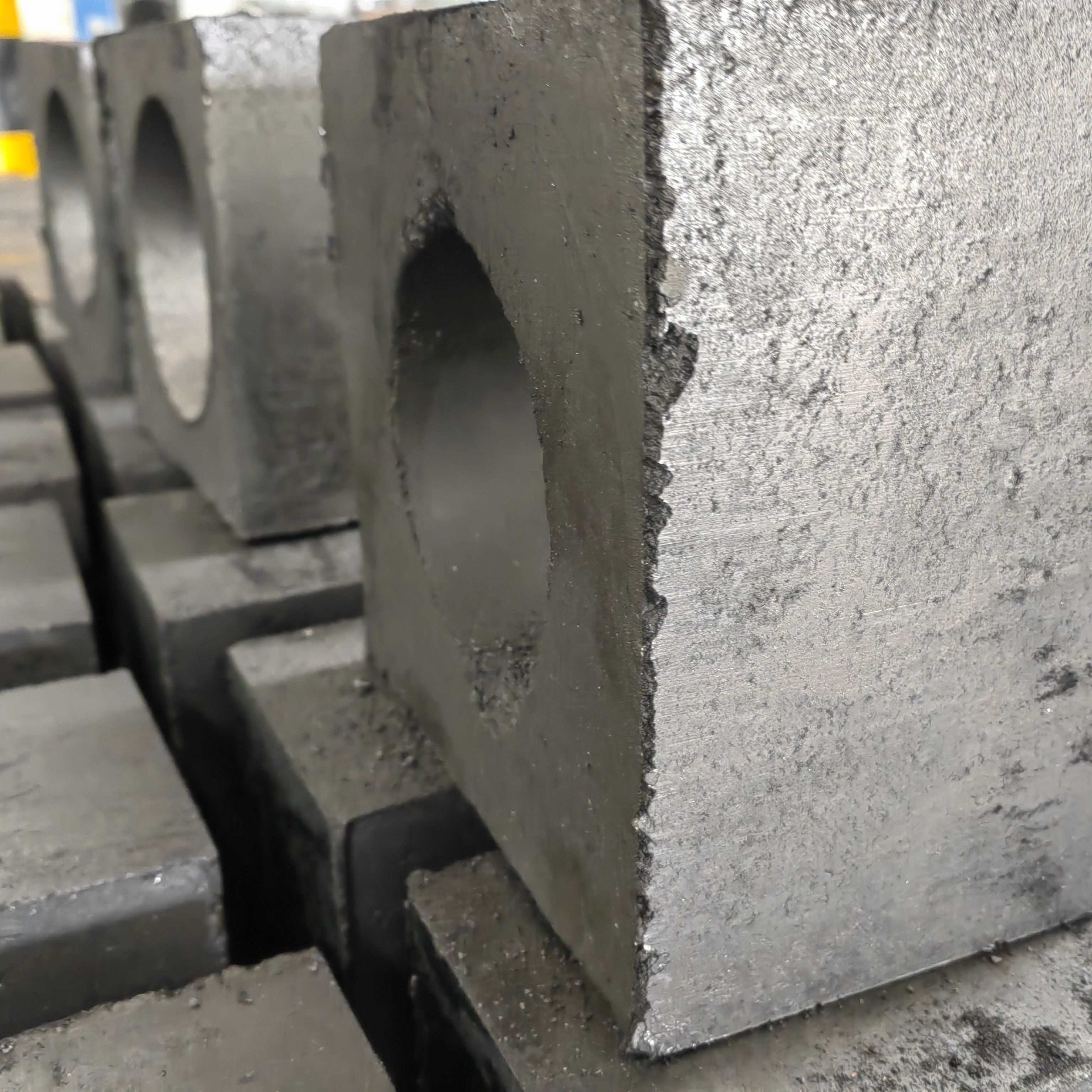 Refractory Tundish Well Block  For Continuous Casting