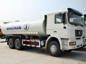 Wholesale 22m3 fuel tanker truck oil transport tanker Shacman 6*4 tanker truck price from china suppliers