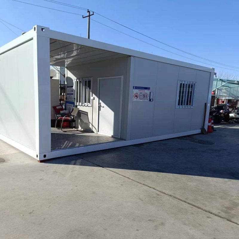 Steel and Sandwich Panel 40ft Prefabricated Luxury Container Homes for Shop Store