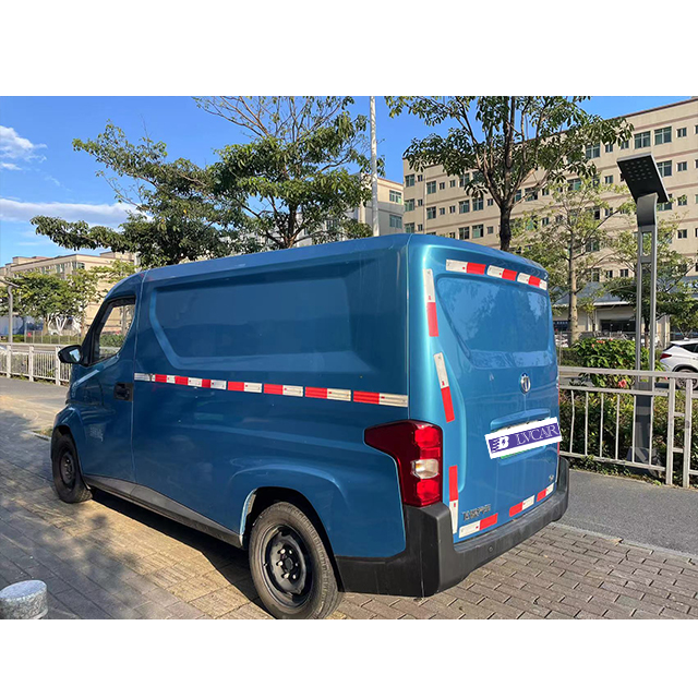 Light Interior 2022 Feidi-Q2V Mini Truck Energy EV Car Cargo for Cargo Transportation