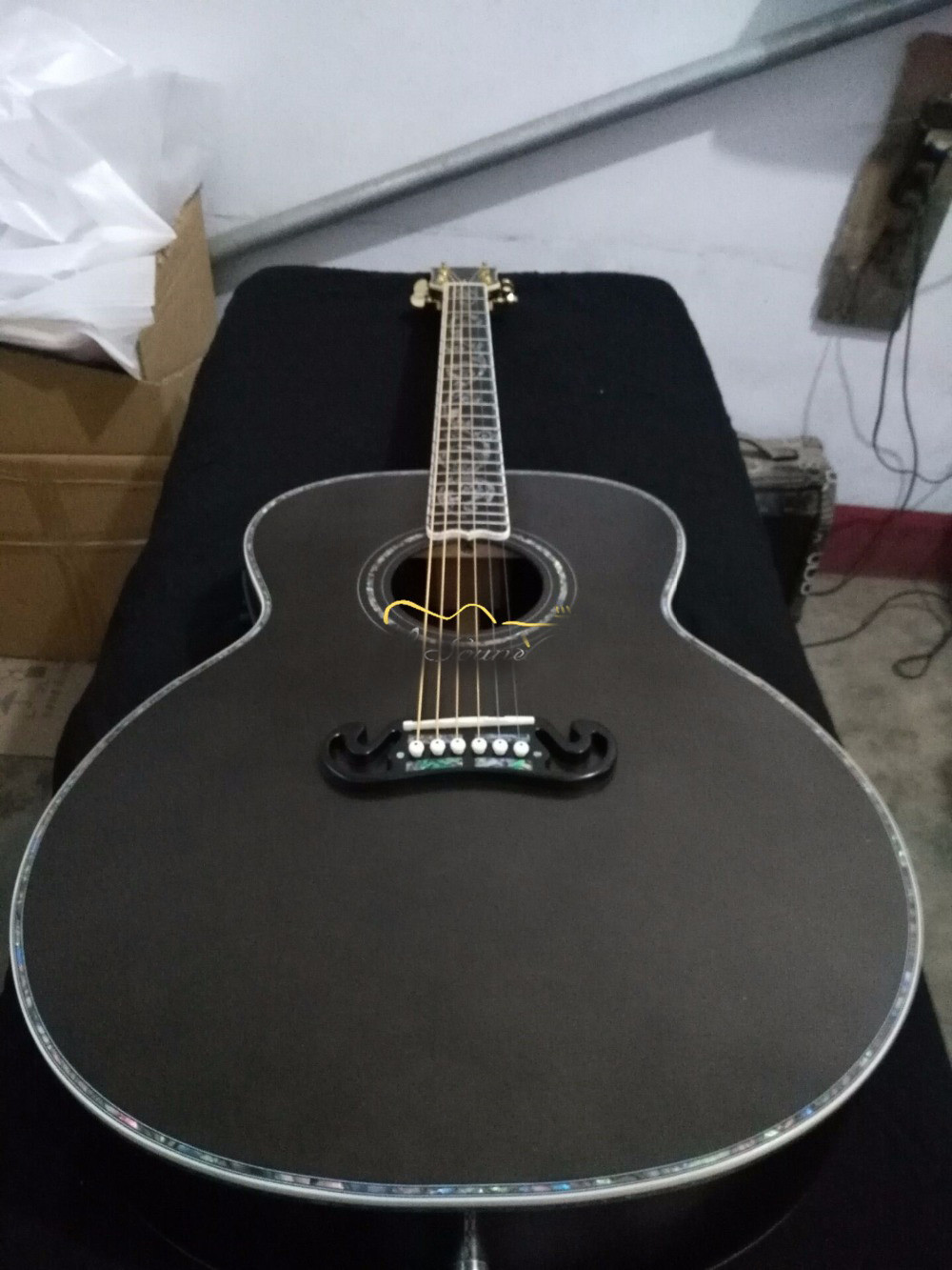 43" AAAAA all solid wood SJ200 style jumbo black satin acoustic electric guitar