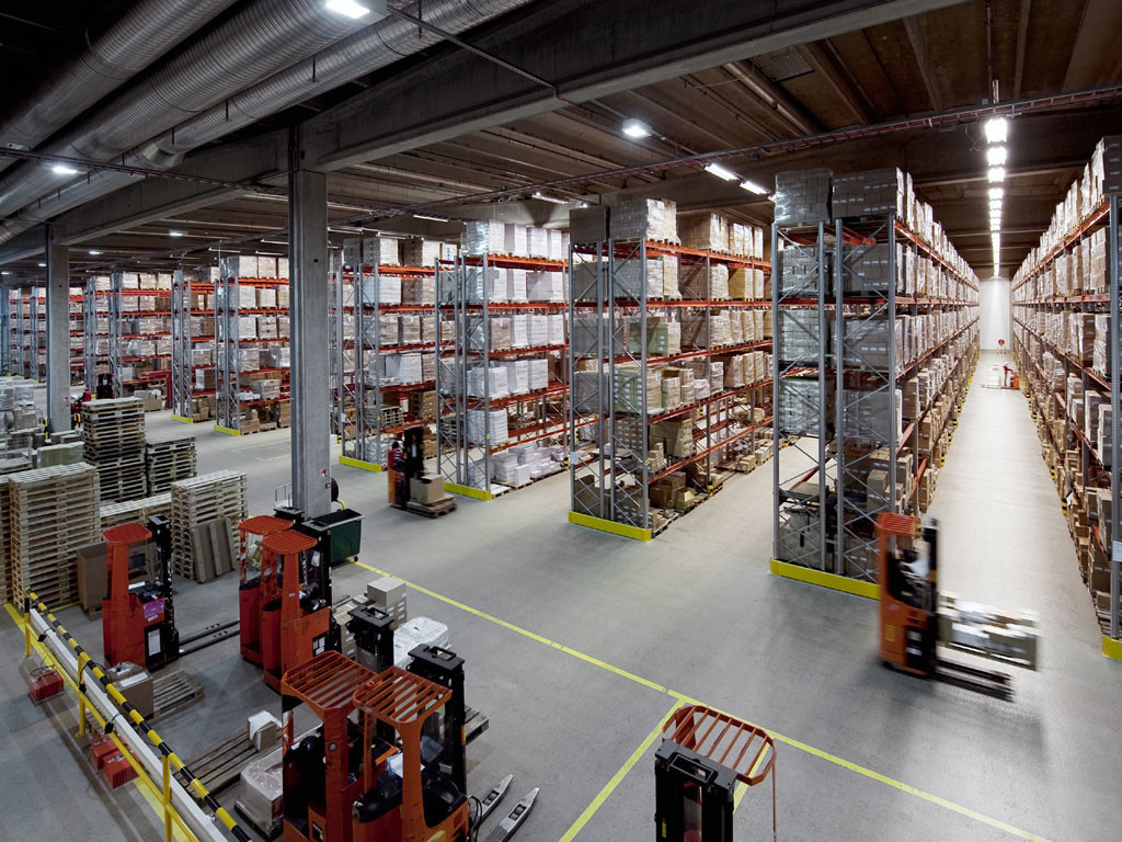 Heavy Metal Pallet Beam Shelf Warehouse Storage High Density Teardrop Pallet Racking System