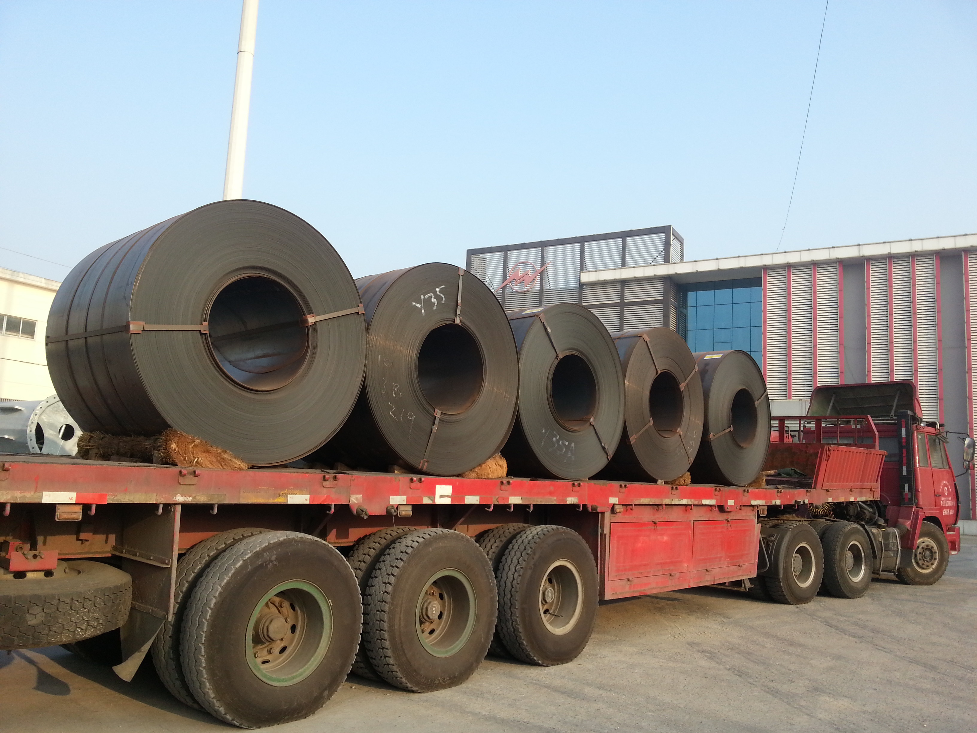9m 12m Q235 Polygonal Pole Bitumen For Electrical Transmission Line