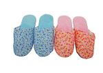 Anti - Slip Travel Living Room Disposable Hotel Slippers With Floral Pattern