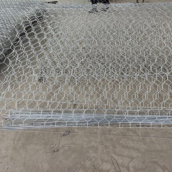 Straight Cut Rock Filled Gabion Wire Mesh 0.5-2.5m Roll Width For Roadside