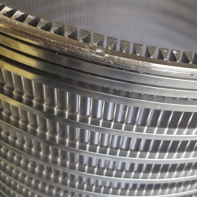 Triangle Wedge Wire Centrifuge Basket with Galvanized or Painting Surface Treatment
