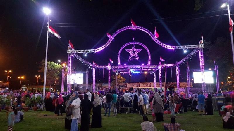 2020 High Loading Capacity 12*10*10m 6 Pillars Colorful Outdoor Heavy Duty Stage Roofing Truss For Public Events