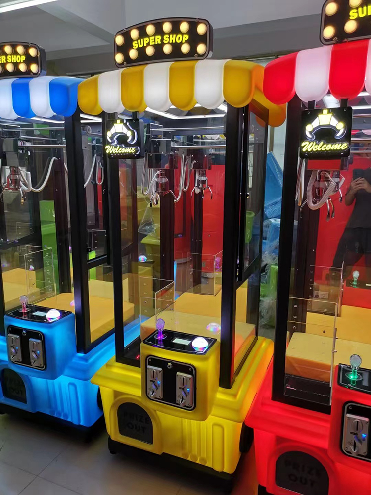 New Hot Sale Playfun Super Shop Mini Crane Claw Machine Coin-operated Game Toy Grab Machine